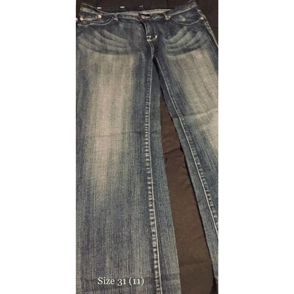 Victoria Bekham for Rock & Republic Jeans - Picture 2 of 2